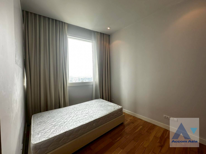 6  3 br Condominium for rent and sale in Sukhumvit ,Bangkok MRT Sukhumvit - BTS Asok at Millennium Residence @ Sukhumvit AA45621