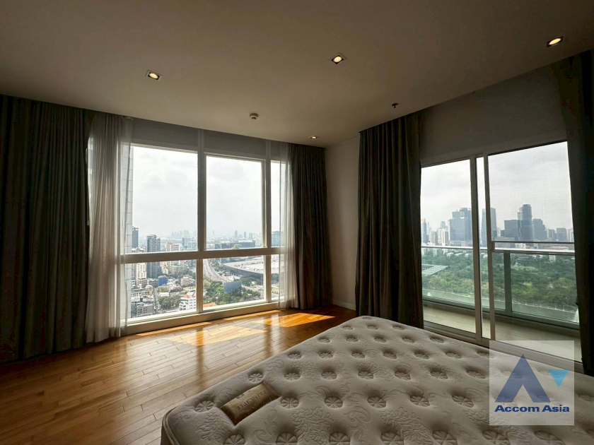 4  3 br Condominium for rent and sale in Sukhumvit ,Bangkok MRT Sukhumvit - BTS Asok at Millennium Residence @ Sukhumvit AA45621