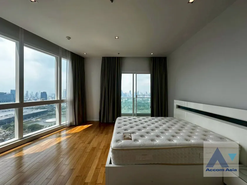 unit 3 Bedrooms  Condominium For Rent & Sale in Sukhumvit, Bangkok  near MRT Sukhumvit - BTS Asok (AA45621)