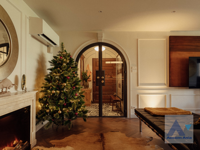  1  2 br Condominium For Rent in Sukhumvit ,Bangkok BTS Phrom Phong at Aree Place Sukhumvit 26 AA45627