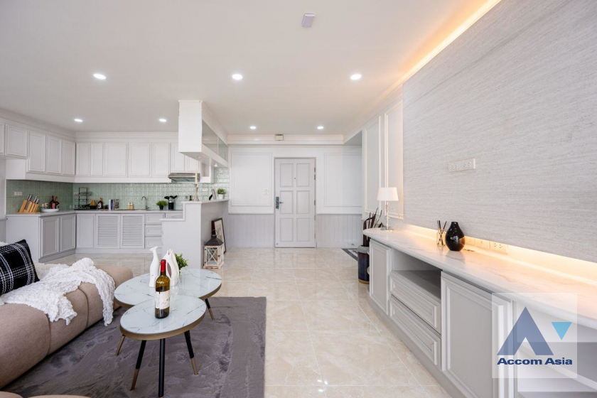 9  2 br Condominium For Sale in Sukhumvit ,Bangkok BTS Nana at Saranjai mansion AA45634