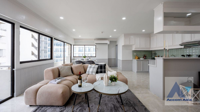 7  2 br Condominium For Sale in Sukhumvit ,Bangkok BTS Nana at Saranjai mansion AA45634