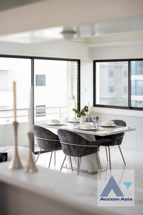 16  2 br Condominium For Sale in Sukhumvit ,Bangkok BTS Nana at Saranjai mansion AA45634