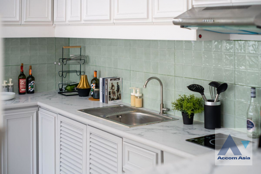 17  2 br Condominium For Sale in Sukhumvit ,Bangkok BTS Nana at Saranjai mansion AA45634