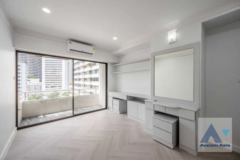 30  2 br Condominium For Sale in Sukhumvit ,Bangkok BTS Nana at Saranjai mansion AA45634