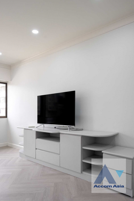 37  2 br Condominium For Sale in Sukhumvit ,Bangkok BTS Nana at Saranjai mansion AA45634