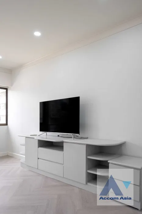 37  2 br Condominium For Sale in Sukhumvit ,Bangkok BTS Nana at Saranjai mansion AA45634