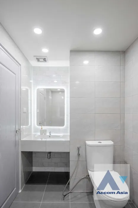42  2 br Condominium For Sale in Sukhumvit ,Bangkok BTS Nana at Saranjai mansion AA45634