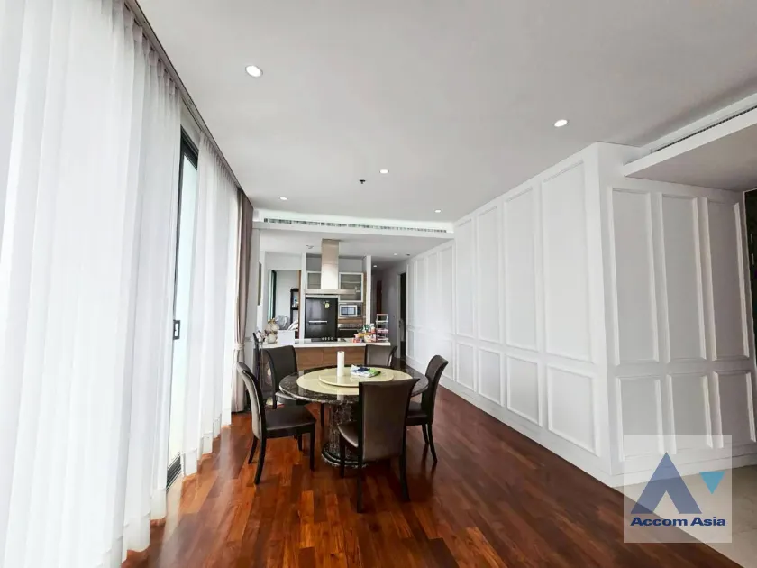 unit 2 Bedrooms  Condominium For Sale in Sukhumvit, Bangkok  near MRT Sukhumvit - BTS Asok (AA45635)