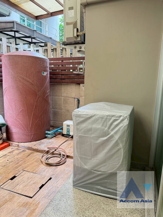 15  3 br Townhouse For Rent in Pattanakarn ,Bangkok ARL Ramkhamhaeng at Noble Cube AA45637