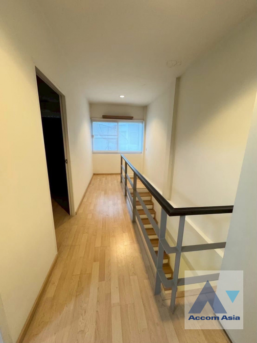 7  3 br Townhouse For Rent in Pattanakarn ,Bangkok ARL Ramkhamhaeng at Noble Cube AA45637