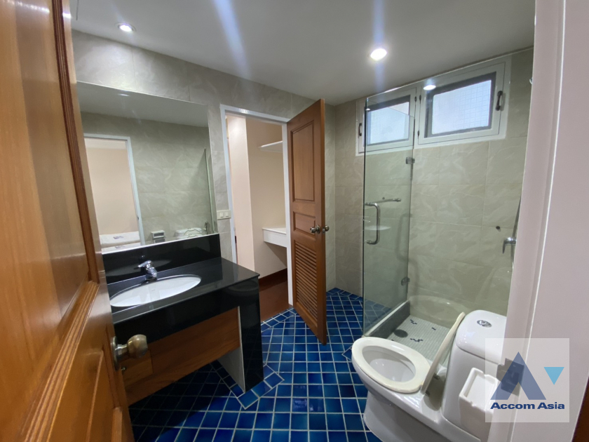 6  3 br Apartment For Rent in Sukhumvit ,Bangkok BTS Phrom Phong at Good maintained AA45638