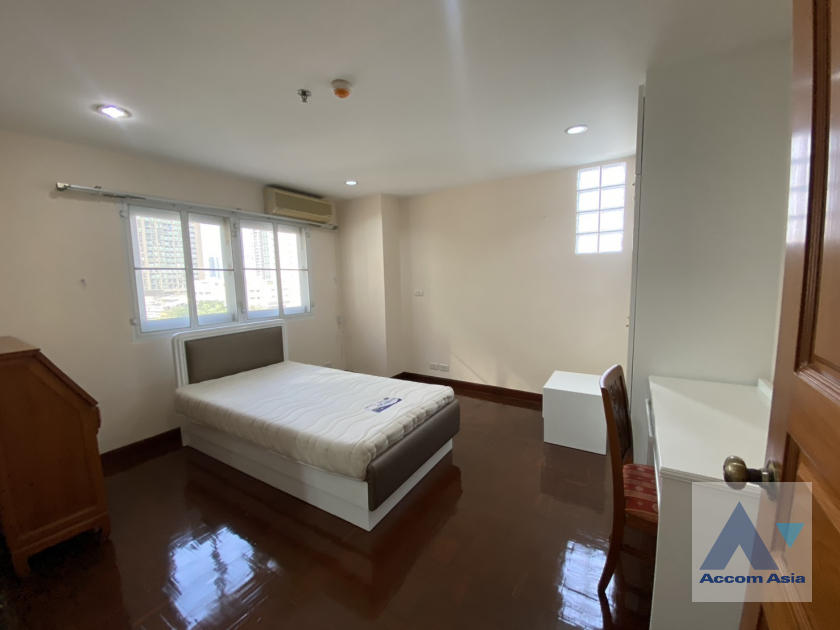 5  3 br Apartment For Rent in Sukhumvit ,Bangkok BTS Phrom Phong at Good maintained AA45638