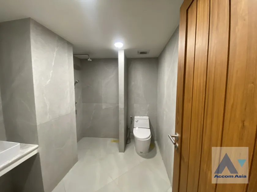 11  3 br Condominium for rent and sale in Sukhumvit ,Bangkok BTS Phrom Phong at Royal Castle Sukhumvit 39 AA45639