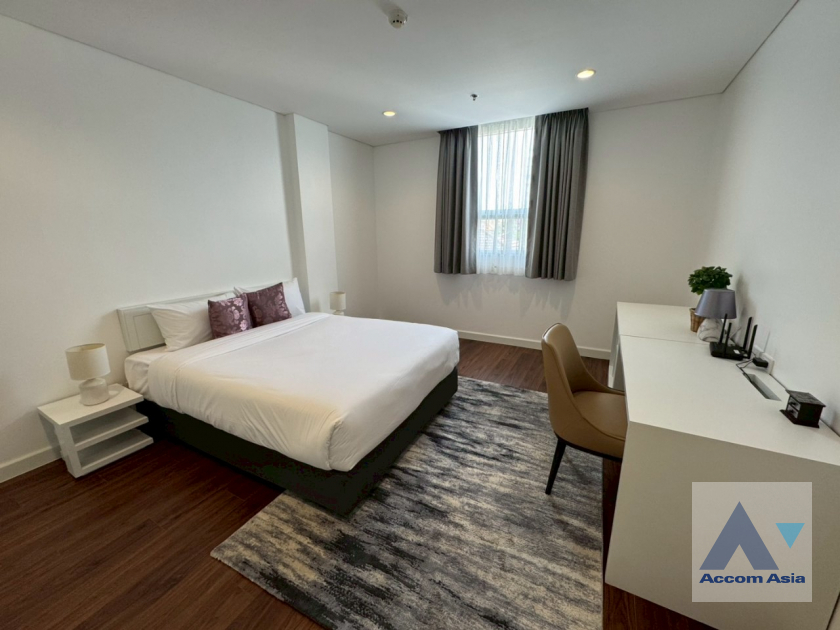 17  3 br Apartment for rent and sale in Sukhumvit ,Bangkok BTS Ekkamai at Ekkamai Family Apartment AA45644