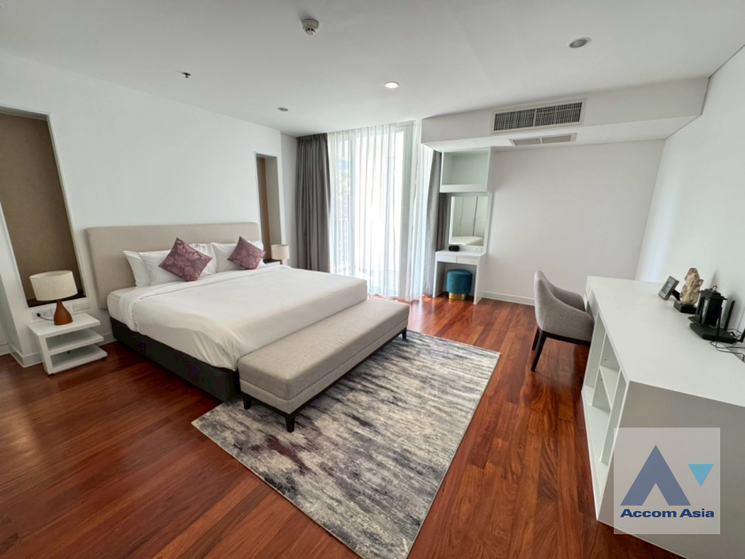 23  3 br Apartment for rent and sale in Sukhumvit ,Bangkok BTS Ekkamai at Ekkamai Family Apartment AA45644