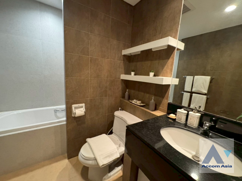 26  3 br Apartment for rent and sale in Sukhumvit ,Bangkok BTS Ekkamai at Ekkamai Family Apartment AA45644