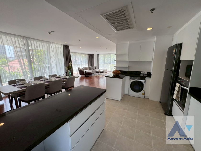 10  3 br Apartment for rent and sale in Sukhumvit ,Bangkok BTS Ekkamai at Ekkamai Family Apartment AA45644