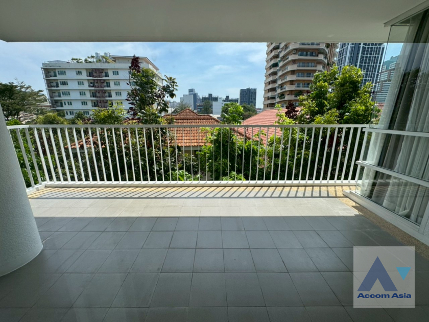 28  3 br Apartment for rent and sale in Sukhumvit ,Bangkok BTS Ekkamai at Ekkamai Family Apartment AA45644