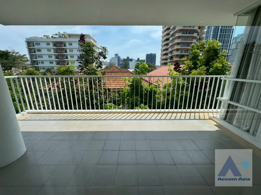 28  3 br Apartment for rent and sale in Sukhumvit ,Bangkok BTS Ekkamai at Ekkamai Family Apartment AA45644