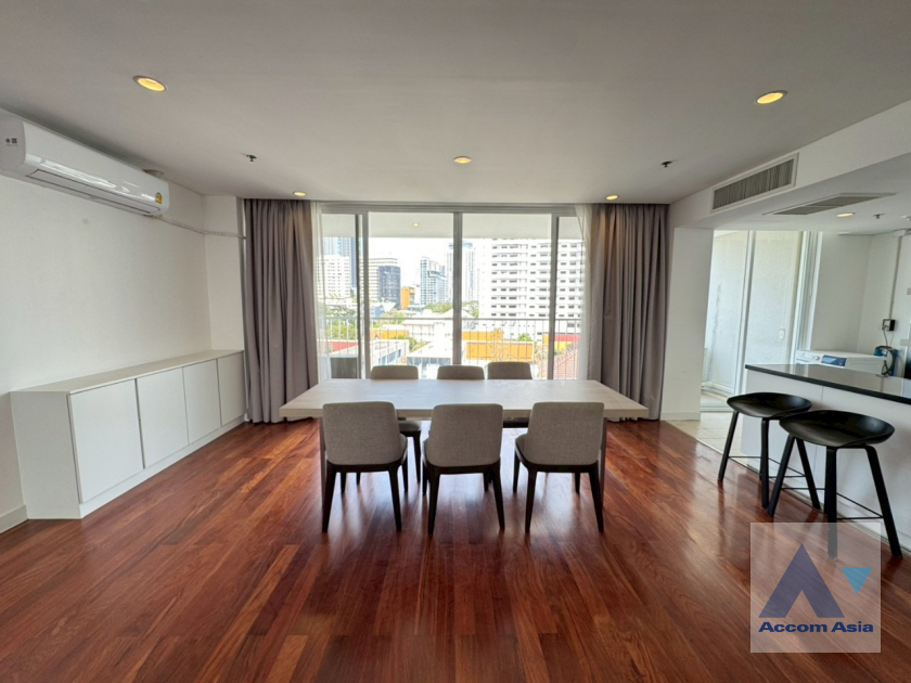 4  4 br Apartment For Rent in Sukhumvit ,Bangkok BTS Ekkamai at Ekkamai Family Apartment AA45647