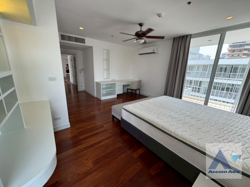 19  4 br Apartment For Rent in Sukhumvit ,Bangkok BTS Ekkamai at Ekkamai Family Apartment AA45647