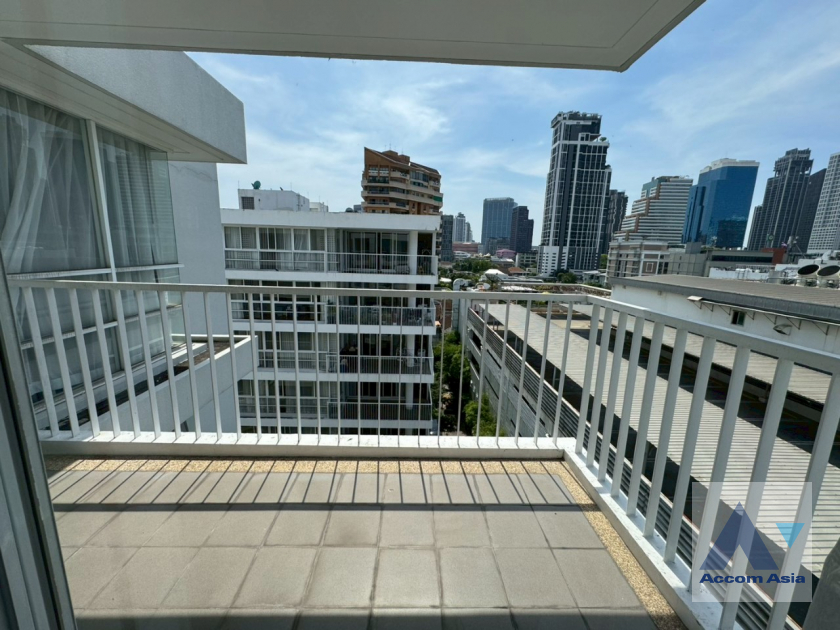 21  4 br Apartment For Rent in Sukhumvit ,Bangkok BTS Ekkamai at Ekkamai Family Apartment AA45647