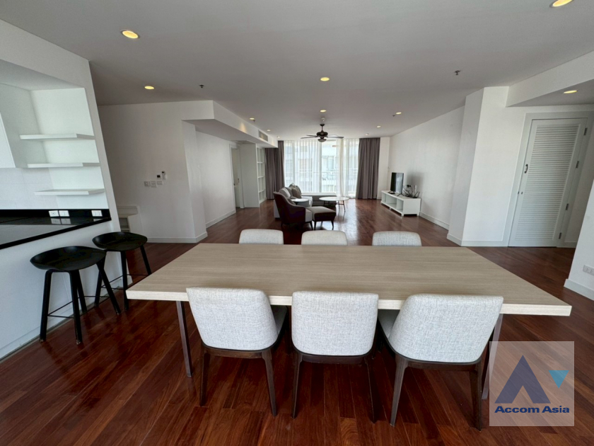6  4 br Apartment For Rent in Sukhumvit ,Bangkok BTS Ekkamai at Ekkamai Family Apartment AA45647