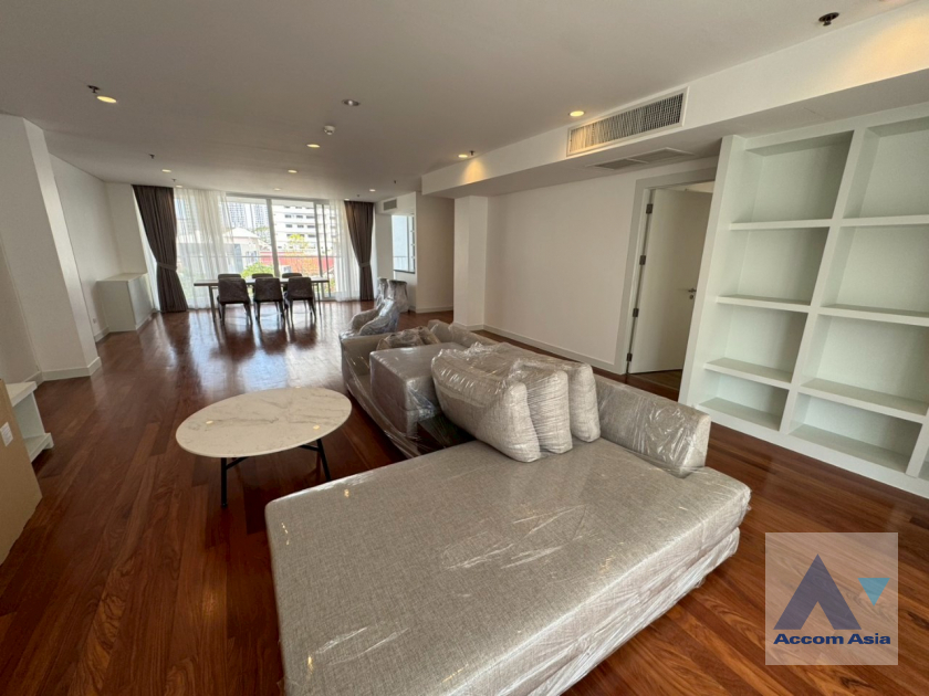  1  4 br Apartment For Rent in Sukhumvit ,Bangkok BTS Ekkamai at Ekkamai Family Apartment AA45648