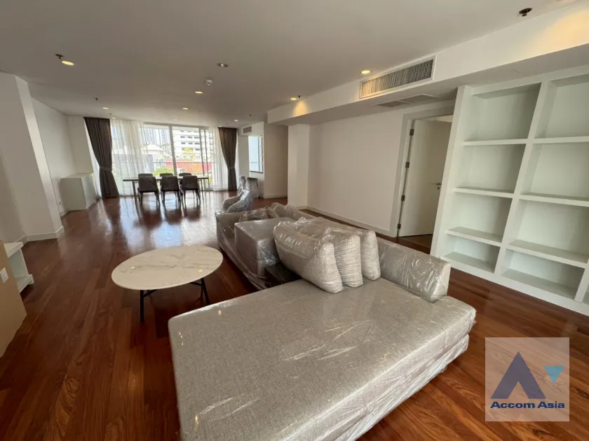  1  4 br Apartment For Rent in Sukhumvit ,Bangkok BTS Ekkamai at Ekkamai Family Apartment AA45648