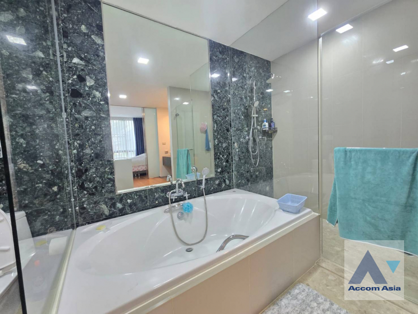 27  3 br Condominium for rent and sale in Sukhumvit ,Bangkok BTS Phra khanong at Ficus Lane AA45651