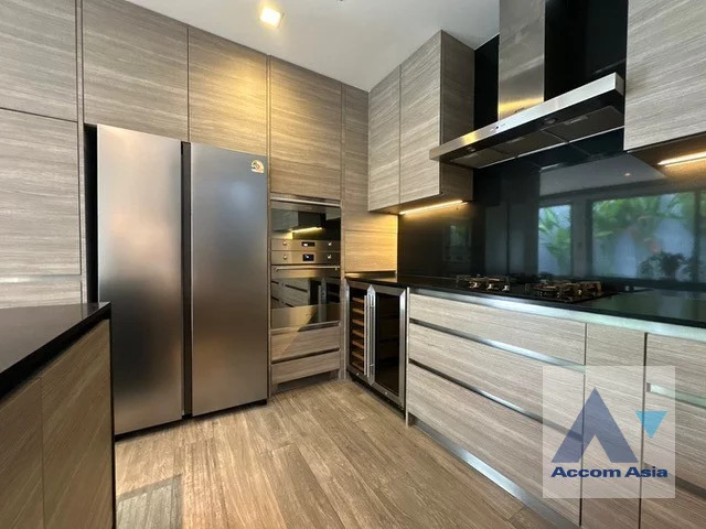 11  3 br House For Rent in Sukhumvit ,Bangkok BTS Phrom Phong AA45652