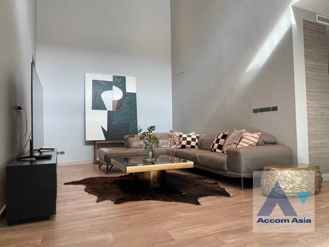 unitFully Furnished |  3 Bedrooms  House For Rent in Sukhumvit, Bangkok  near BTS Phrom Phong (AA45652)