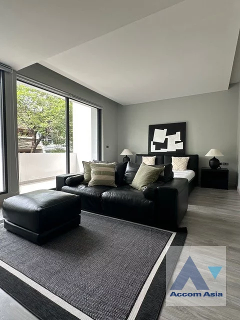 23  3 br House For Rent in Sukhumvit ,Bangkok BTS Phrom Phong AA45652