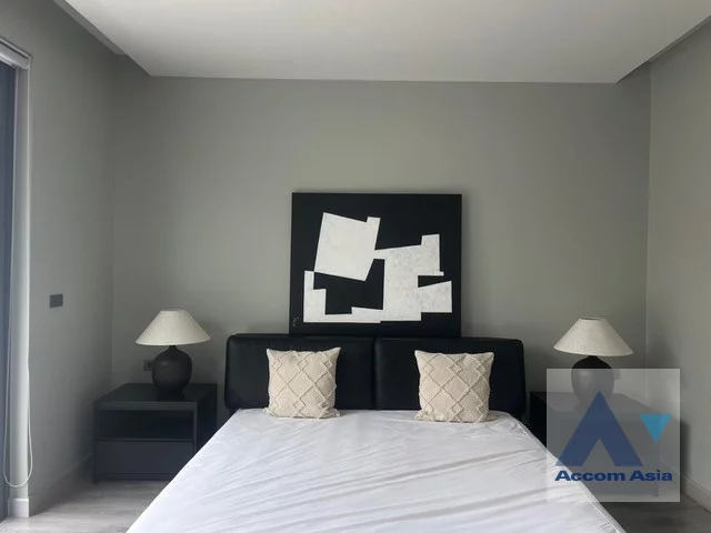 24  3 br House For Rent in Sukhumvit ,Bangkok BTS Phrom Phong AA45652