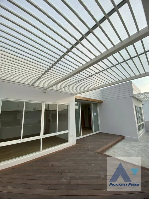 18  4 br House For Rent in Pattanakarn ,Bangkok  AA45656
