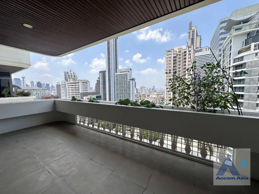 44  3 br Apartment for rent and sale in Sukhumvit ,Bangkok BTS Asok - MRT Sukhumvit at Family-Friendly 360 SQ.M. Residence Near Terminal 21 AA45666