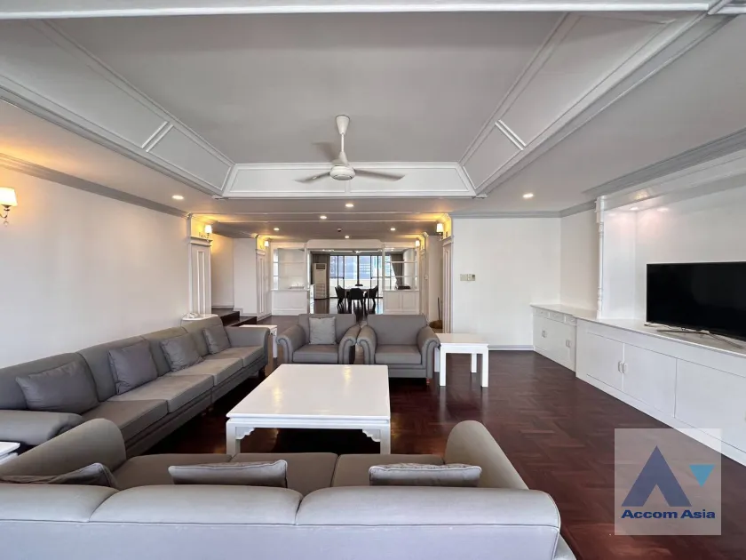 5  3 br Apartment for rent and sale in Sukhumvit ,Bangkok BTS Asok - MRT Sukhumvit at Family-Friendly 360 SQ.M. Residence Near Terminal 21 AA45666