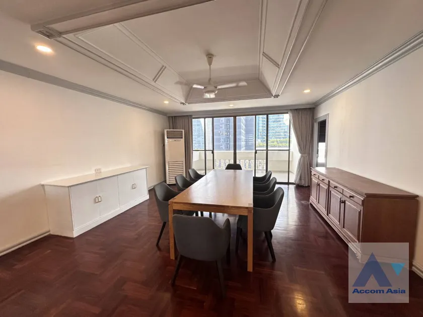 8  3 br Apartment for rent and sale in Sukhumvit ,Bangkok BTS Asok - MRT Sukhumvit at Family-Friendly 360 SQ.M. Residence Near Terminal 21 AA45666