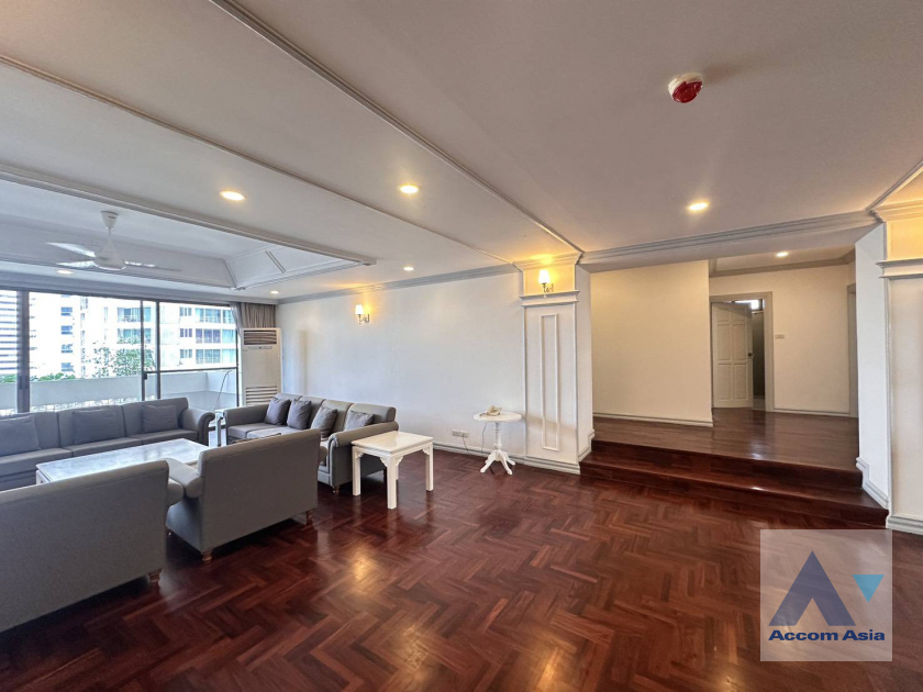 12  3 br Apartment for rent and sale in Sukhumvit ,Bangkok BTS Asok - MRT Sukhumvit at Family-Friendly 360 SQ.M. Residence Near Terminal 21 AA45666