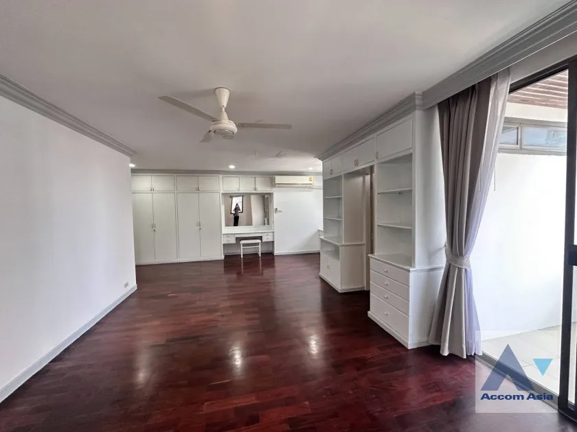 18  3 br Apartment for rent and sale in Sukhumvit ,Bangkok BTS Asok - MRT Sukhumvit at Family-Friendly 360 SQ.M. Residence Near Terminal 21 AA45666