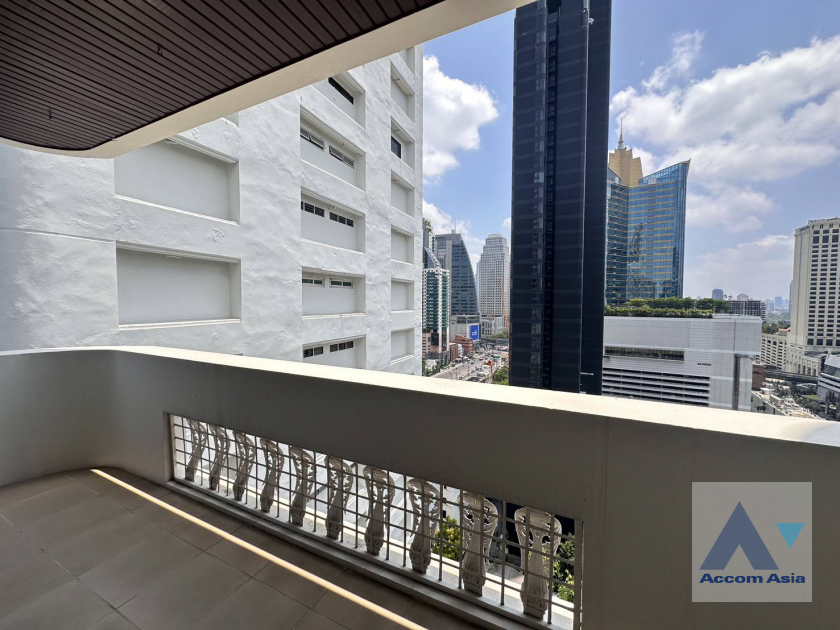 23  3 br Apartment for rent and sale in Sukhumvit ,Bangkok BTS Asok - MRT Sukhumvit at Family-Friendly 360 SQ.M. Residence Near Terminal 21 AA45666
