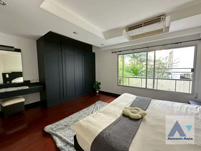 10  3 br Apartment For Rent in Sukhumvit ,Bangkok BTS Thong Lo at Pet-Friendly, Cozy and Serene Serviced Apartment in Thonglor AA45673