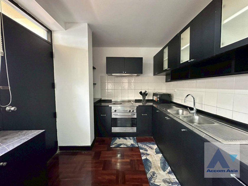 6  3 br Apartment For Rent in Sukhumvit ,Bangkok BTS Thong Lo at Pet-Friendly, Cozy and Serene Serviced Apartment in Thonglor AA45674