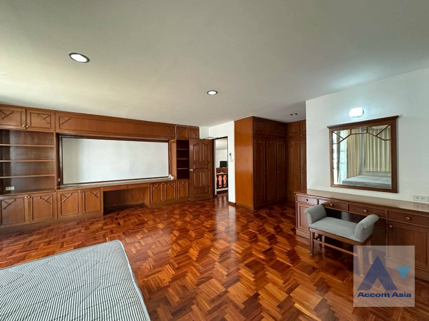 15  3 br Apartment For Rent in Sukhumvit ,Bangkok BTS Asok - MRT Sukhumvit at Spacious space with a cozy AA45675