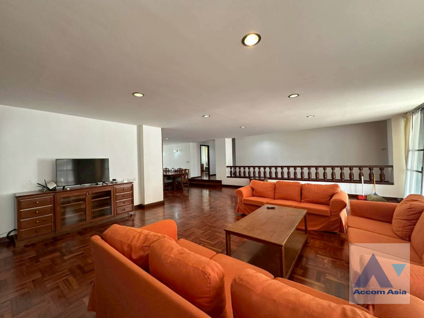 4  3 br Apartment For Rent in Sukhumvit ,Bangkok BTS Asok - MRT Sukhumvit at Spacious space with a cozy AA45675
