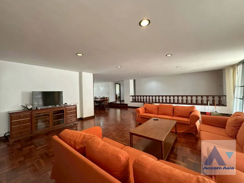 4  3 br Apartment for rent and sale in Sukhumvit ,Bangkok BTS Asok - MRT Sukhumvit at Spacious space with a cozy AA45675