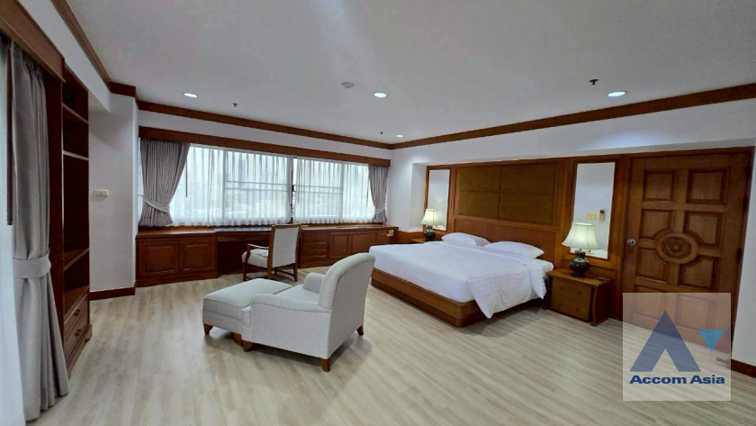 8  3 br Apartment for rent and sale in Sukhumvit ,Bangkok BTS Phrom Phong at High quality of living AA45679