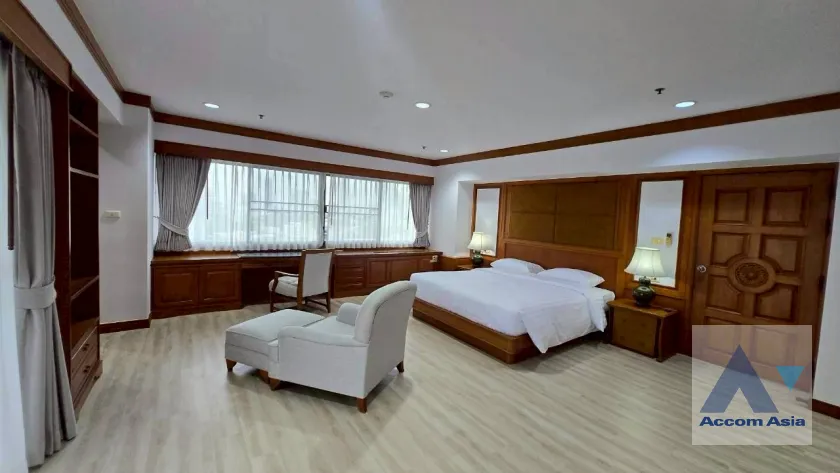 8  3 br Apartment for rent and sale in Sukhumvit ,Bangkok BTS Phrom Phong at High quality of living AA45679