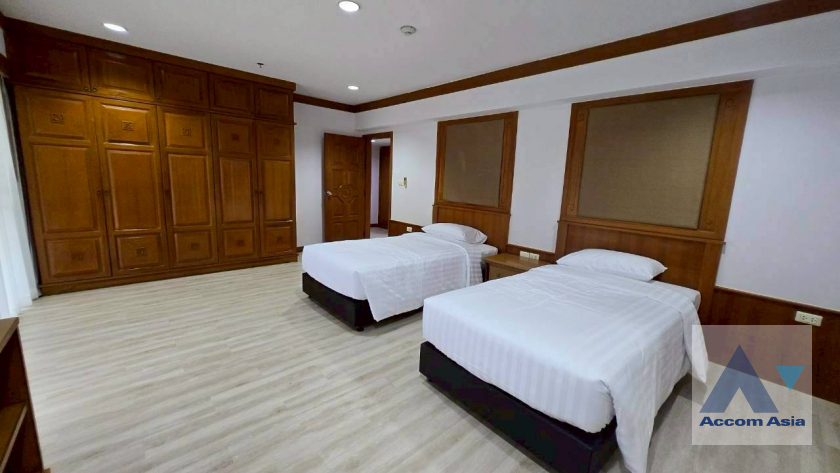 12  3 br Apartment for rent and sale in Sukhumvit ,Bangkok BTS Phrom Phong at High quality of living AA45679